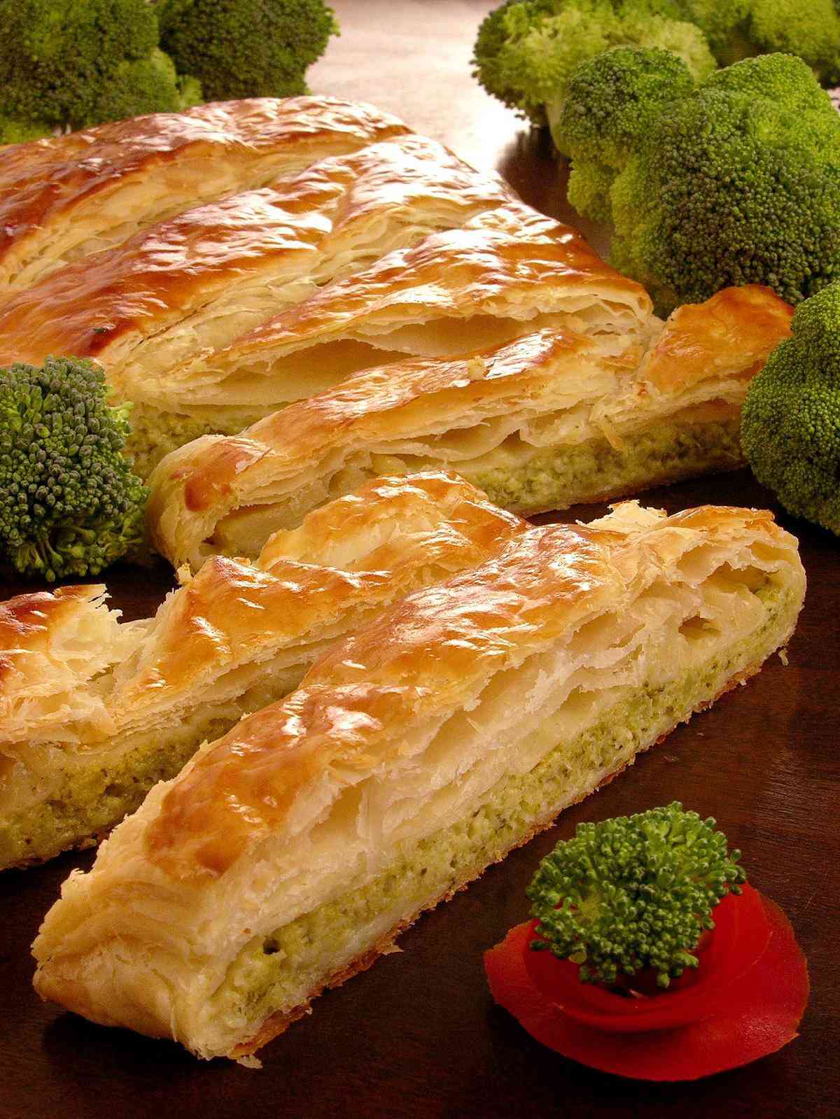 Torta folhada de brócolis 
