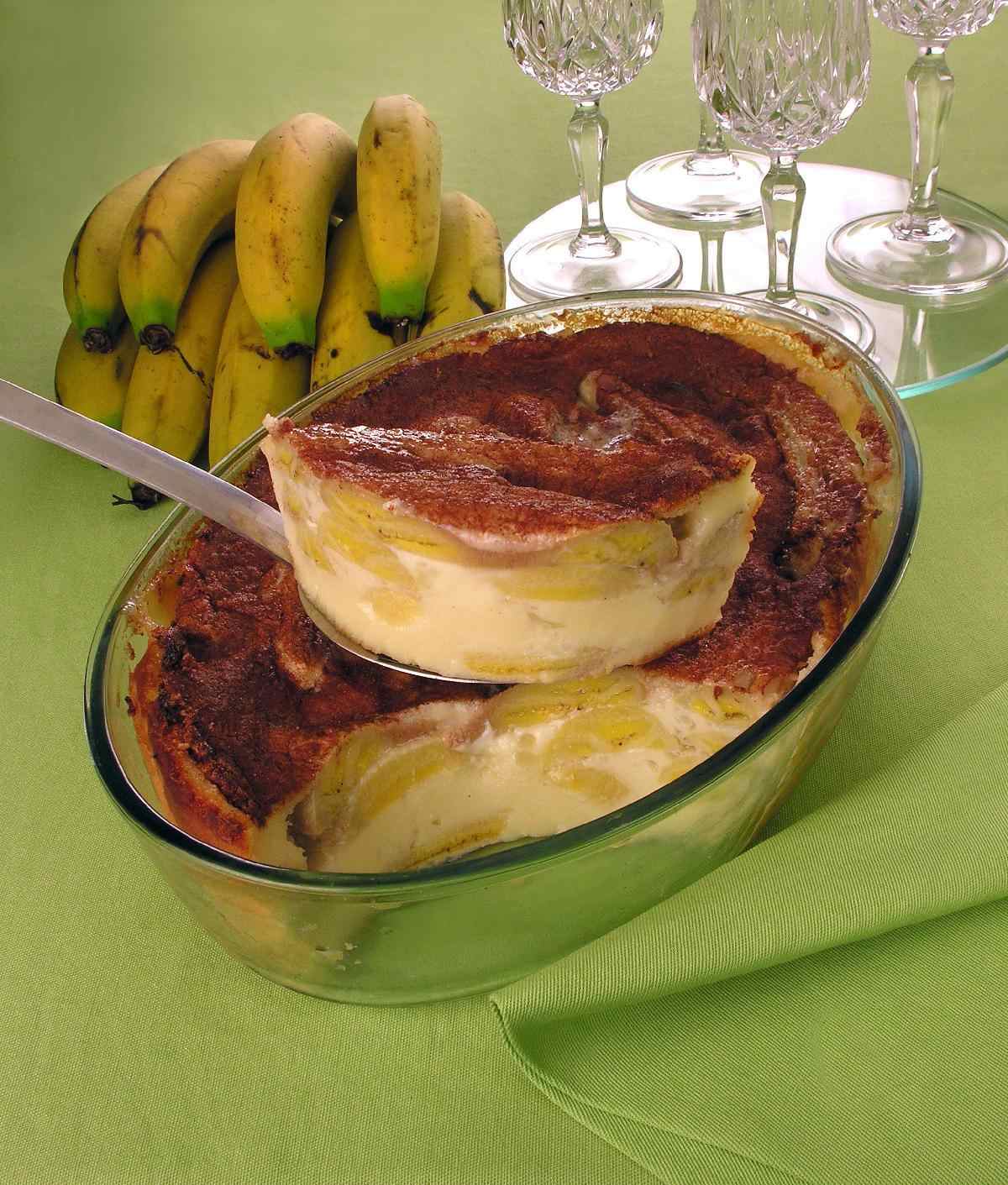 Torta de banana em camadas 