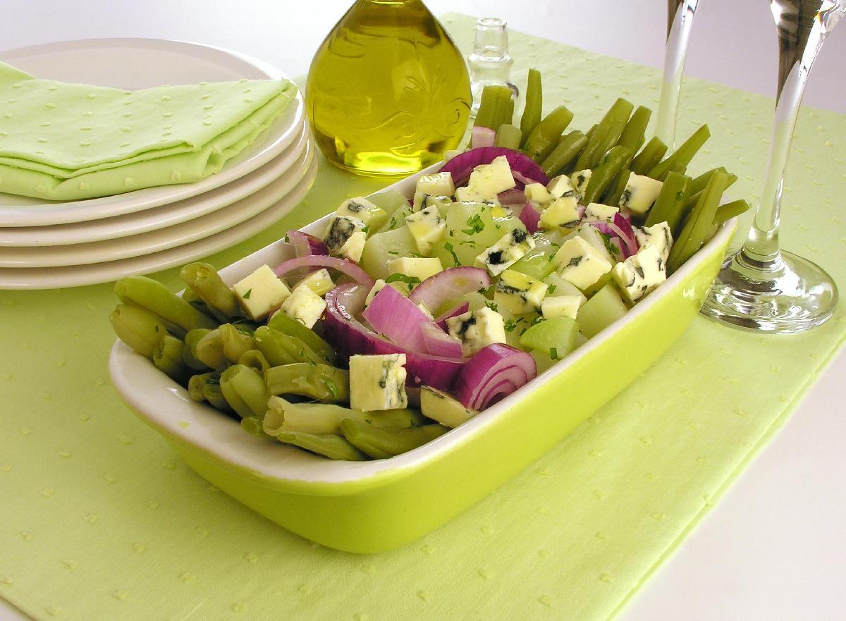 Salada com gorgonzola 