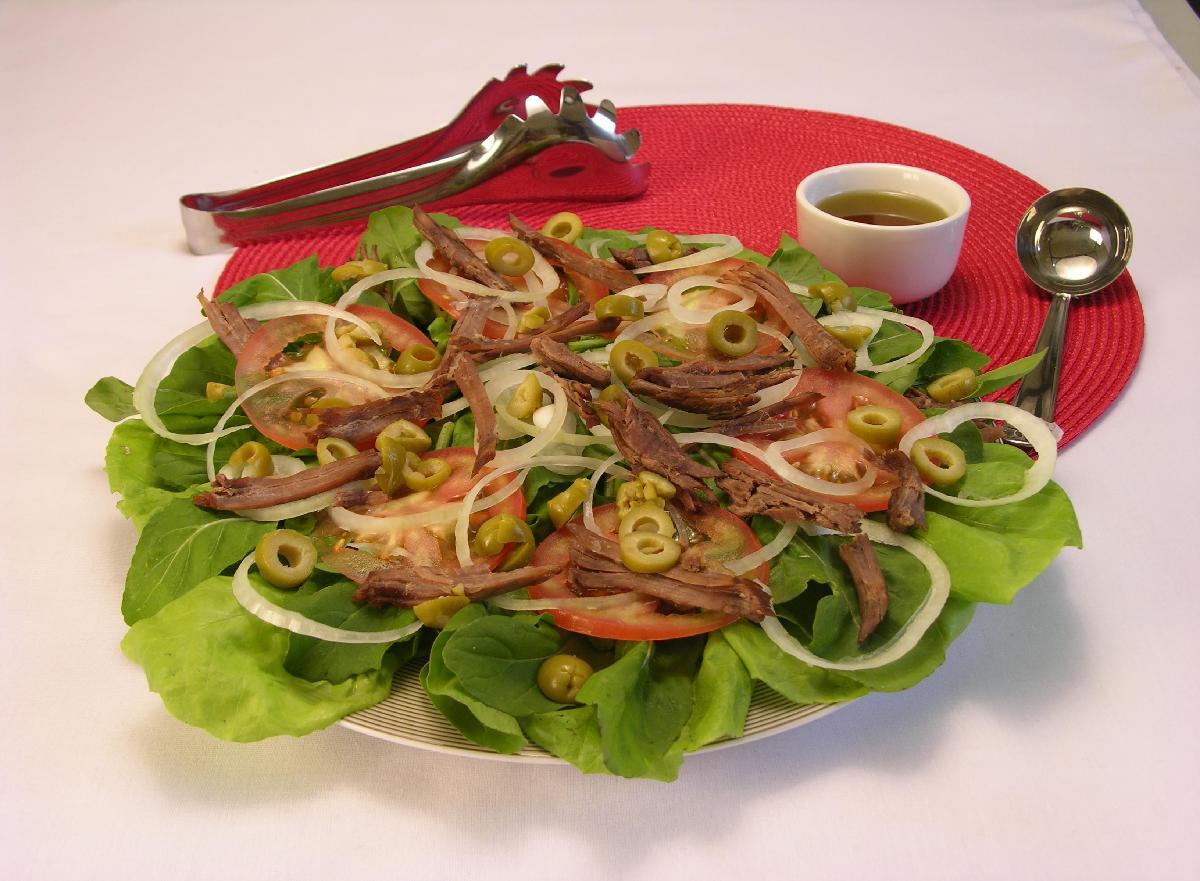 Salada rosbife 