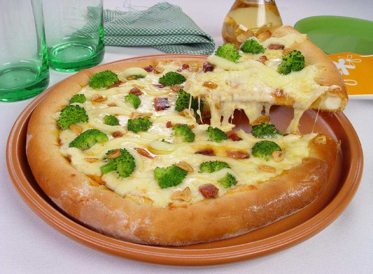Pizza de brócolis 