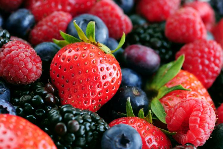 Frutas vermelhas ajudam a proteger a saúde 