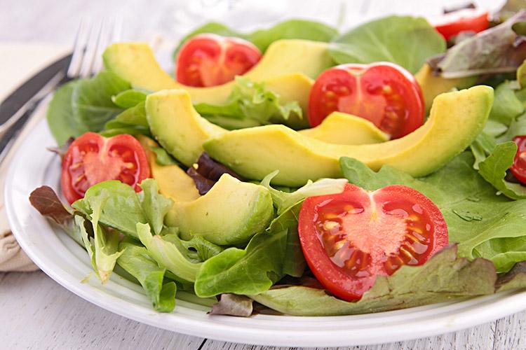 Elemento surpresa da salada: o abacate! 