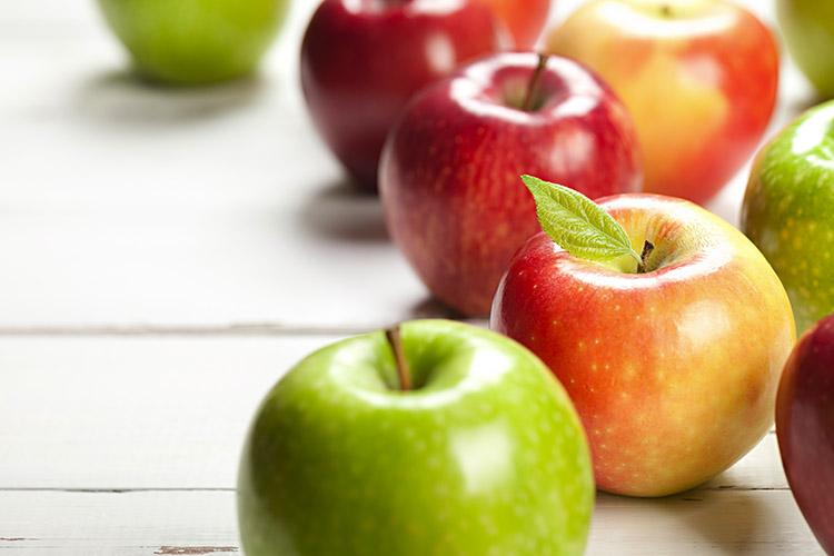 Sobremesa para melhorar a memória: maçã assada 