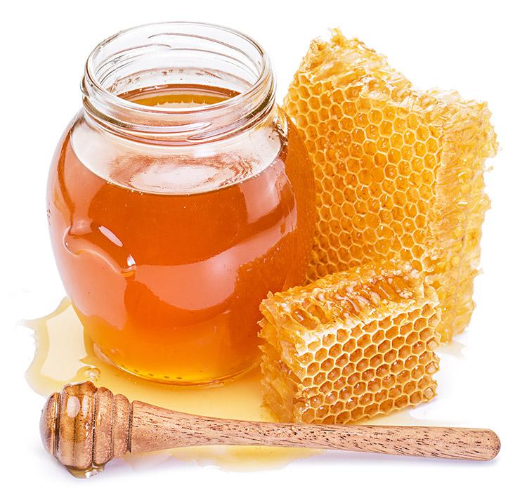 5 xaropes feitos com mel para curar a tosse 