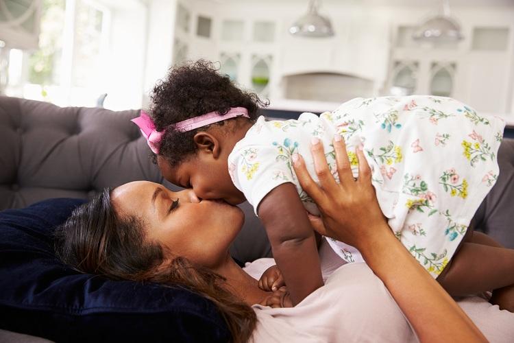 Licença-maternidade: descubra o que muda e o que continua valendo 