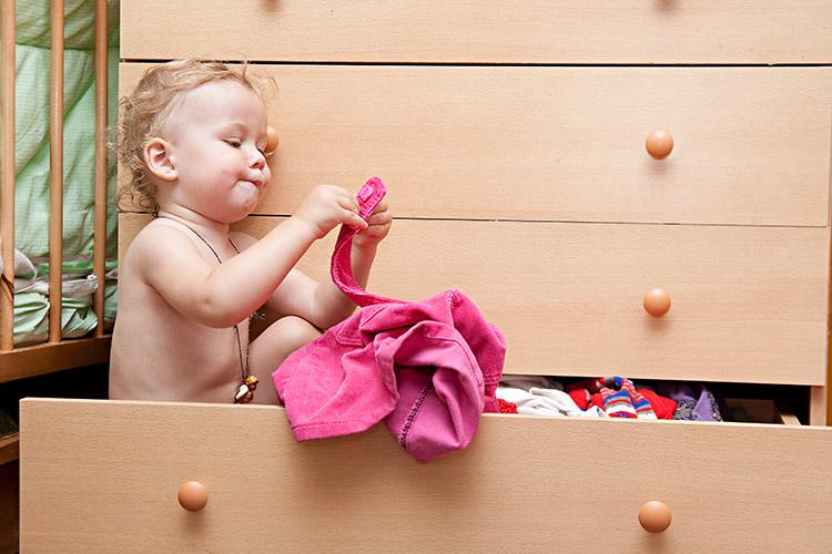 Bebês: conheça os riscos existentes para os pequenos dentro de casa 