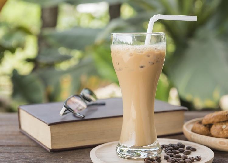 5 receitas deliciosas de shake com café 