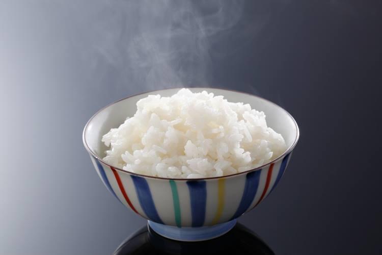 Pesquisa revela altos índices de arsênio no arroz; veja os riscos para a saúde e aprenda a evitar 