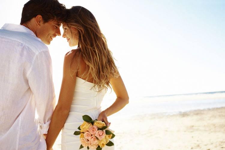 Casamento na praia: ideias e inspirações para fazer o seu! 