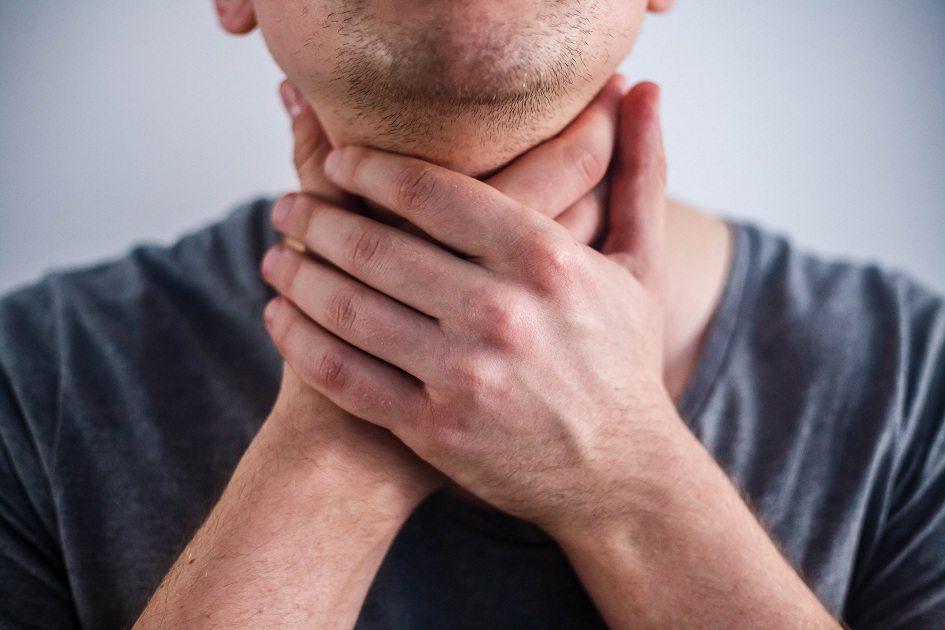 Alerta aos jovens: HPV aumenta o risco de câncer de boca e garganta 