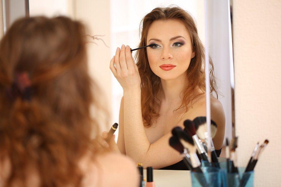 16 truques de maquiagem para ressaltar seus pontos fortes 