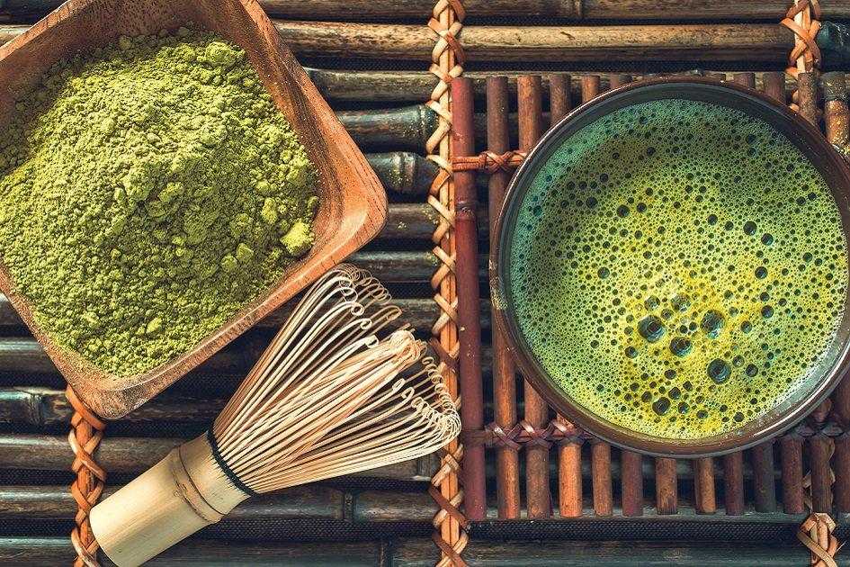 Chá verde emagrece: saiba como aliar a estética com a saúde 