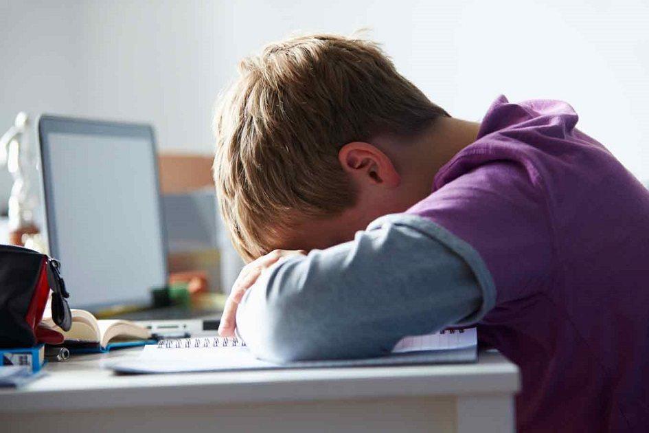 Cyberbullying: o que é e como enfrentá-lo junto com seu filho? 