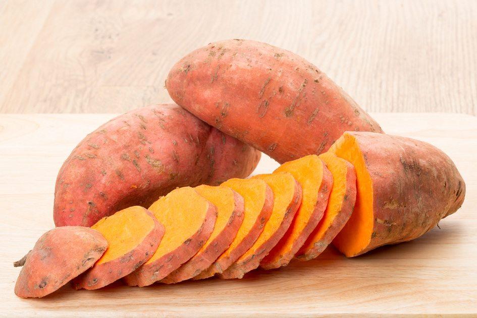 Batata-doce no prato: alie o tubérculo a outros alimentos e potencialize a perda de peso! 
