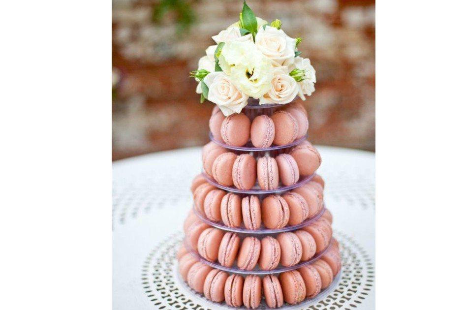 8 maneiras de servir os encantadores macarons em festas 