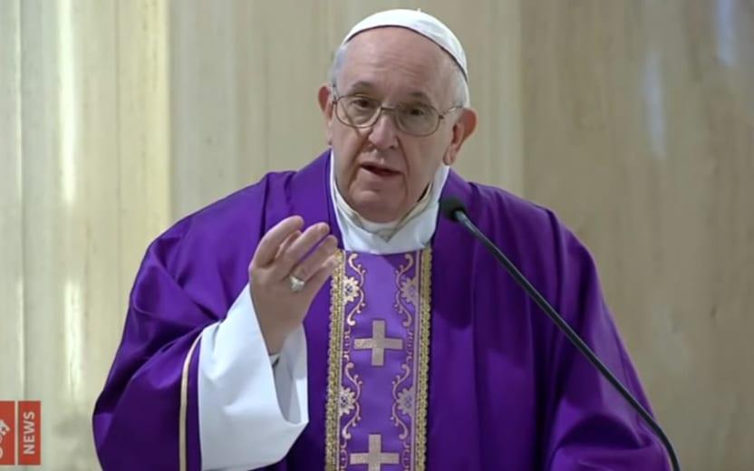 Papa Francisco faz oração especial e concede indulgência plenária devido à pandemia 