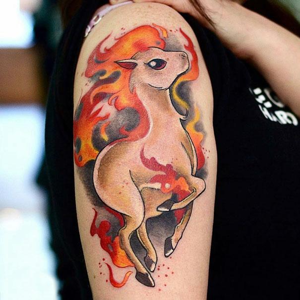 Tatuagem de Pokémon Ponyta