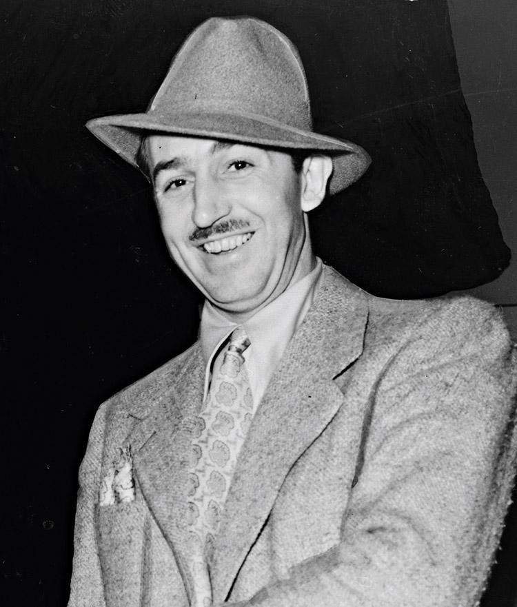 imagem em preto e branco do criador Walt Disney