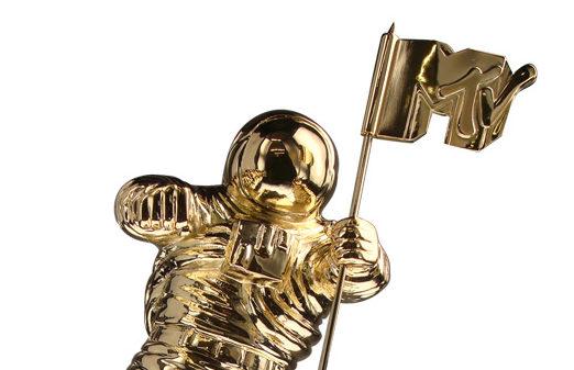 Troféu "moonman" versão dourada, entregue aos premiados pelo Video Vanguard Award