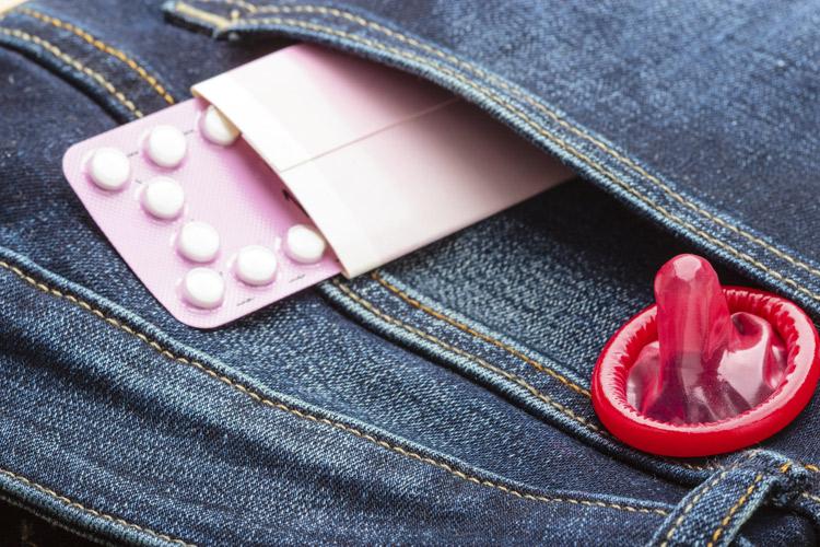 Pílula anticoncepcional e camisinha