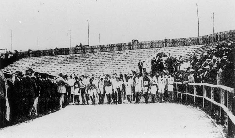 Largada de uma corrida nas Olimpíadas de St. Louis 1904