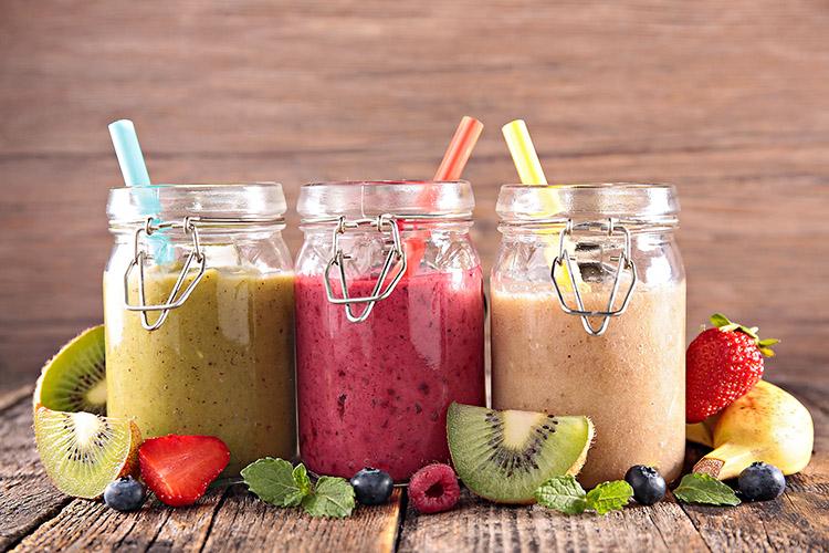 smoothie-copo-bebida-frutas-canudo-colorido