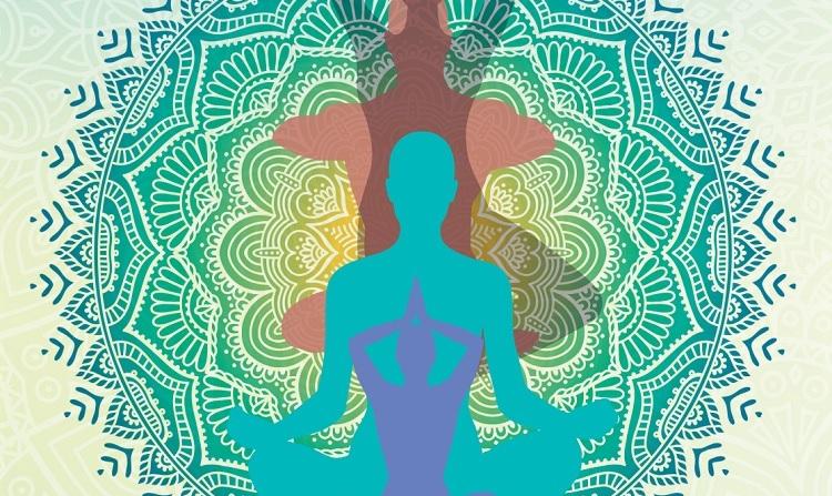 A imagem é uma ilustração de siluetas coloridas de mulheres meditando