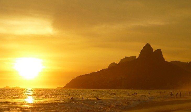 iPhone 8. Na foto, uma praia do Rio de Janeiro, no Brasil