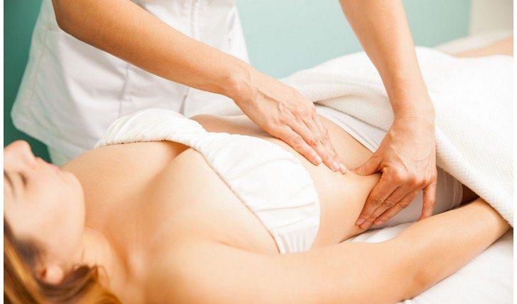 Drenagem linfática: conheça os benefícios da massagem que elimina as toxinas e é ótima no tratamento da celulite