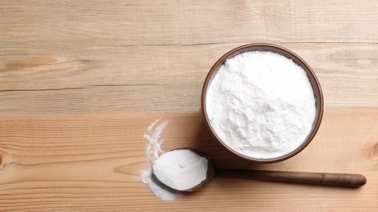Você sabia que o bicarbonato de sódio é um poderoso aliado na limpeza? Veja como usá-lo (COM VÍDEO)