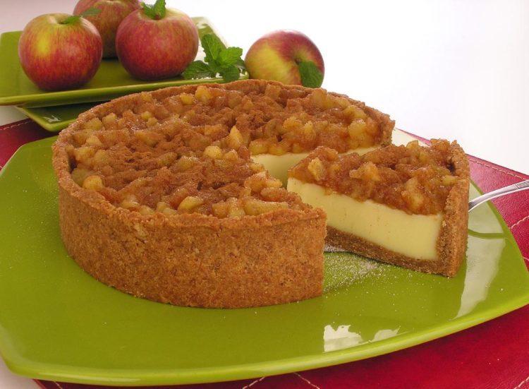 Quem é que não adora uma torta, não é mesmo? Confira uma receita deliciosa de torta fácil de maçã com canela, ela vai bem em qualquer hora do dia!
