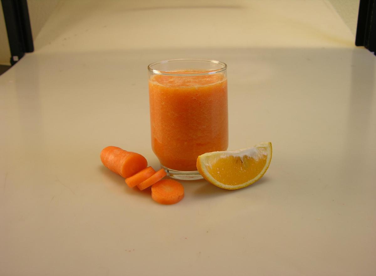 Suco de laranja (proteger os olhos) 