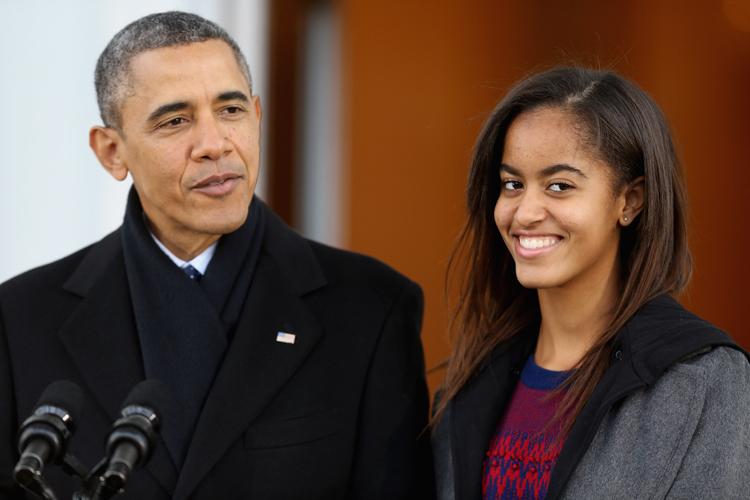 Malia Obama, que é a filha mais velha do presidente dos Estados Unidos, vai seguir o caminho dos pais em 2017