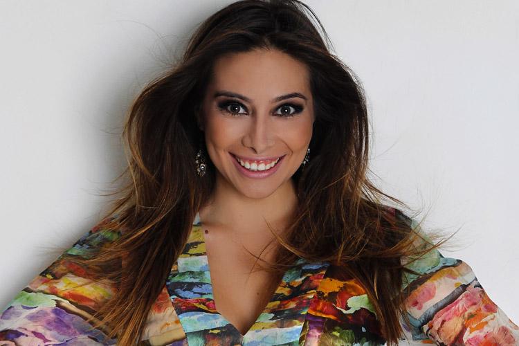 Marcela Monteiro conta como é trabalhar entrevistando as estrelas da TV! 