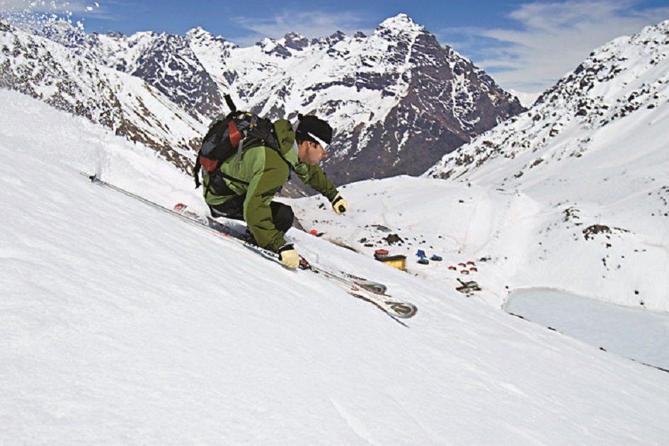 Considerada a melhor estação de esqui do Chile, Portillo é ideal para quem quer curtir a neve durante as férias de inverno.