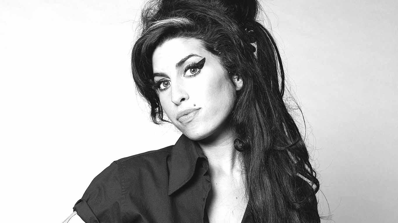 5 anos sem Amy Winehouse: relembre seus maiores sucessos 