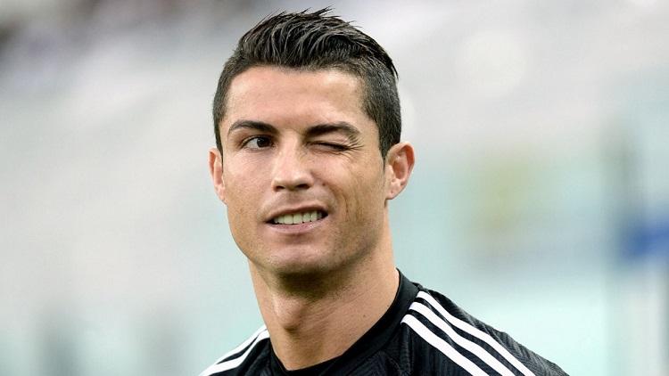 Cristiano Ronaldo foi um dos principais jogadores da Eurocopa que garantiram o título para a seleção Portuguesa. E o camisa 7 prova porquê.