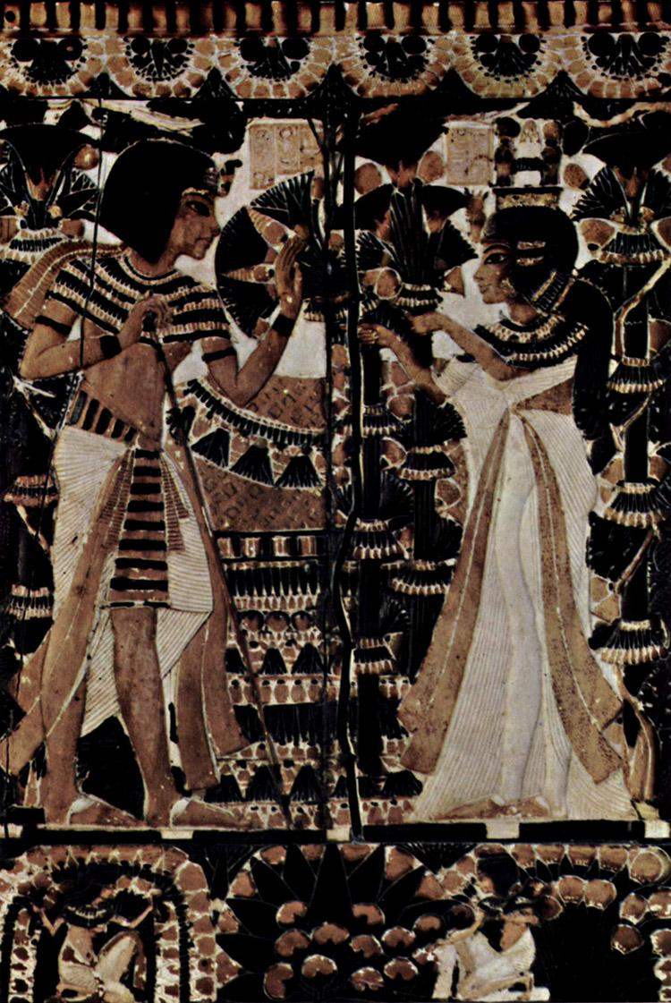 Nascido em Tebas no ano de 1345 a.C., e governado o Egito entre 1336 a.C e 1327 a.C, Tutancâmon teve detalhes da sua vida descobertos por meio de seu túmulo