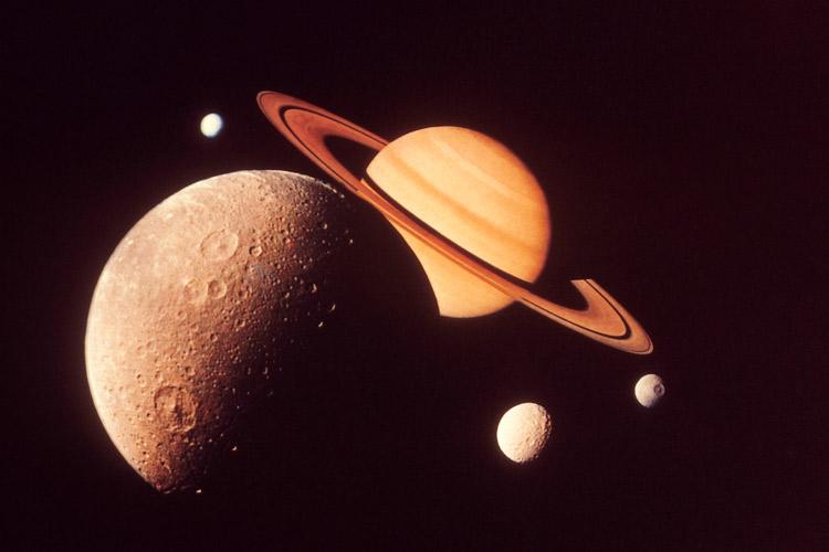 Saturno envia recados especiais para os signos