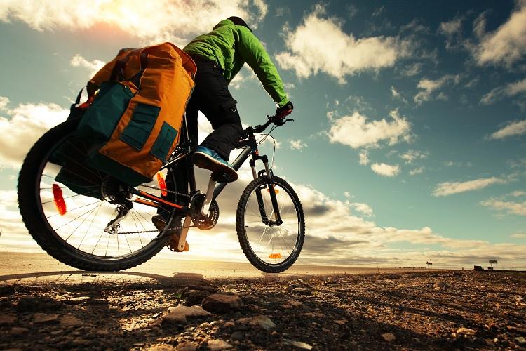 Vá de bicicleta: 7 benefícios que irão convencer você a aderir à prática! 