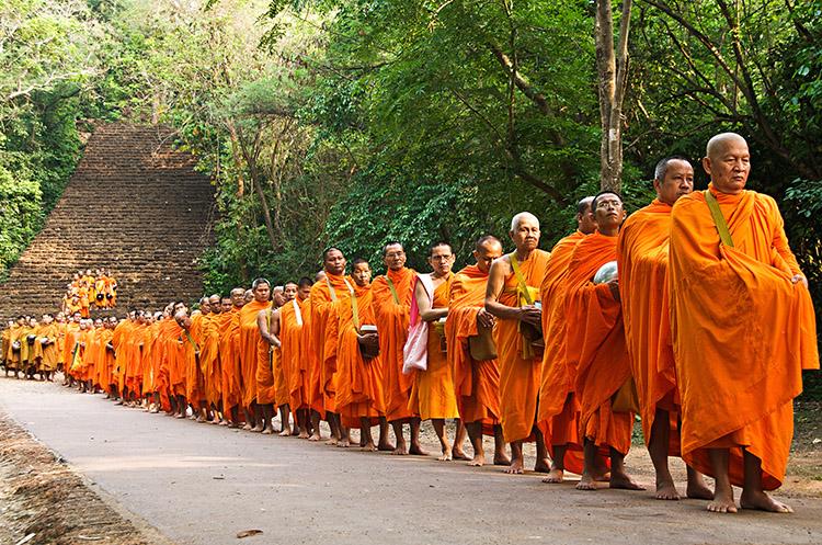 As linhagens que vêm desde o tempo de Buda podem ser uma boa porta de entrada para iniciar o contato com a religião budista