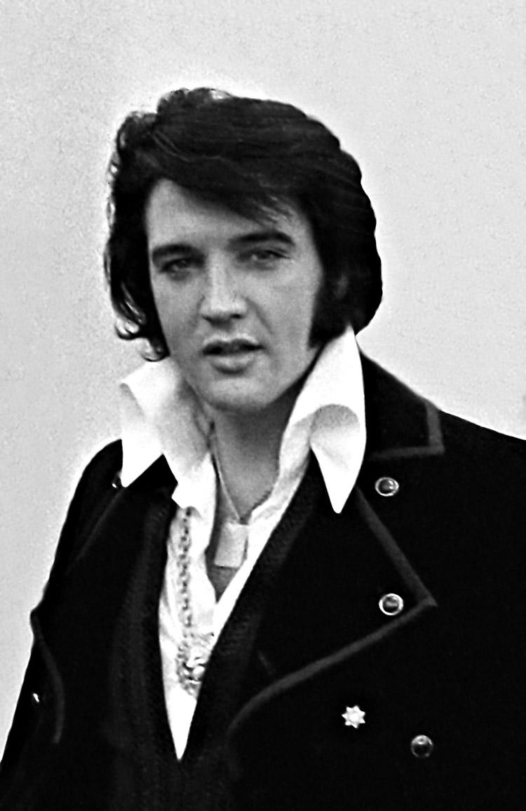 Rei do rock: os últimos momentos de Elvis Presley 