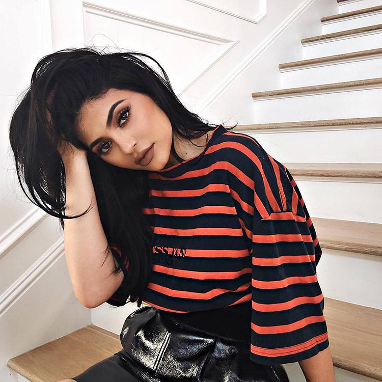 Inspire-se no visual da irmã caçula das Kardashian e aposte nas tendências de Kylie Jenner