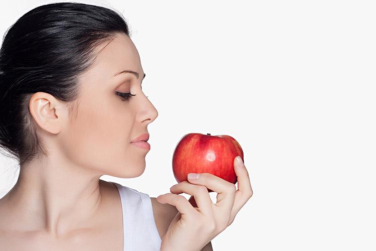 Maçã poderosa: conheça 3 benefícios da fruta! 