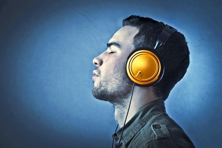 Cérebro nota 10: escutar música, além de causar relaxamento, pode recuperar lesões cerebrais, além de ativar áreas responsáveis pelas emoções e criatividade