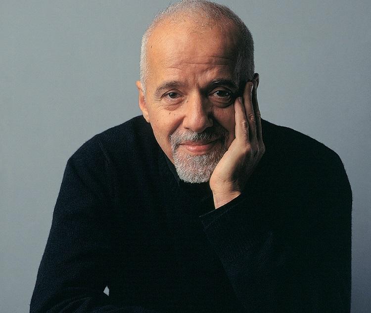Relembre a trajetória e frases marcantes de Paulo Coelho 