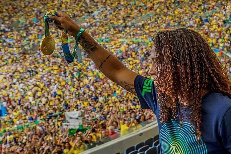 Quanto os atletas brasileiros olímpicos ganham pelas medalhas? 