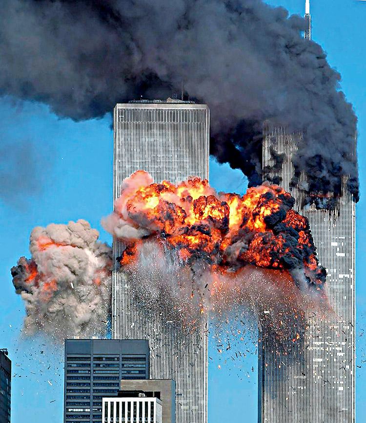A organização terrorista Al Qaeda, foi a responsável pelos atentados de 11 de setembro, e é considerada a principal ameaça aos Estados Unidos
