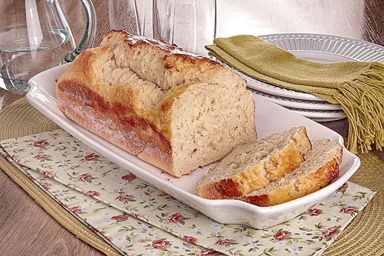 Aprenda a fazer essa deliciosa receita de pão de minuto. Ele é muito fácil, prático e rápido pois a massa não precisa descansar antes de ir ao forno.